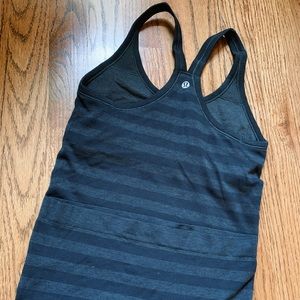 Lulu Lemon Tank!!